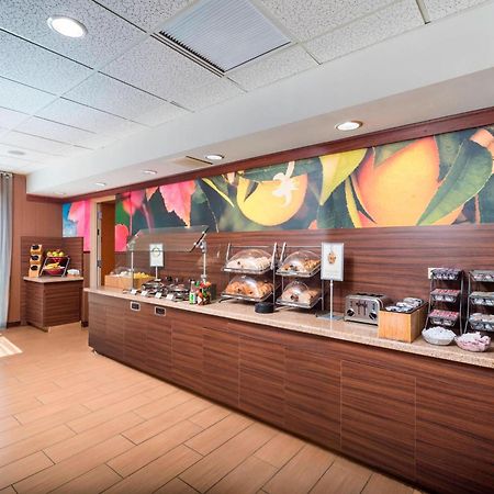 Fairfield Inn & Suites Marianna Bagian luar foto