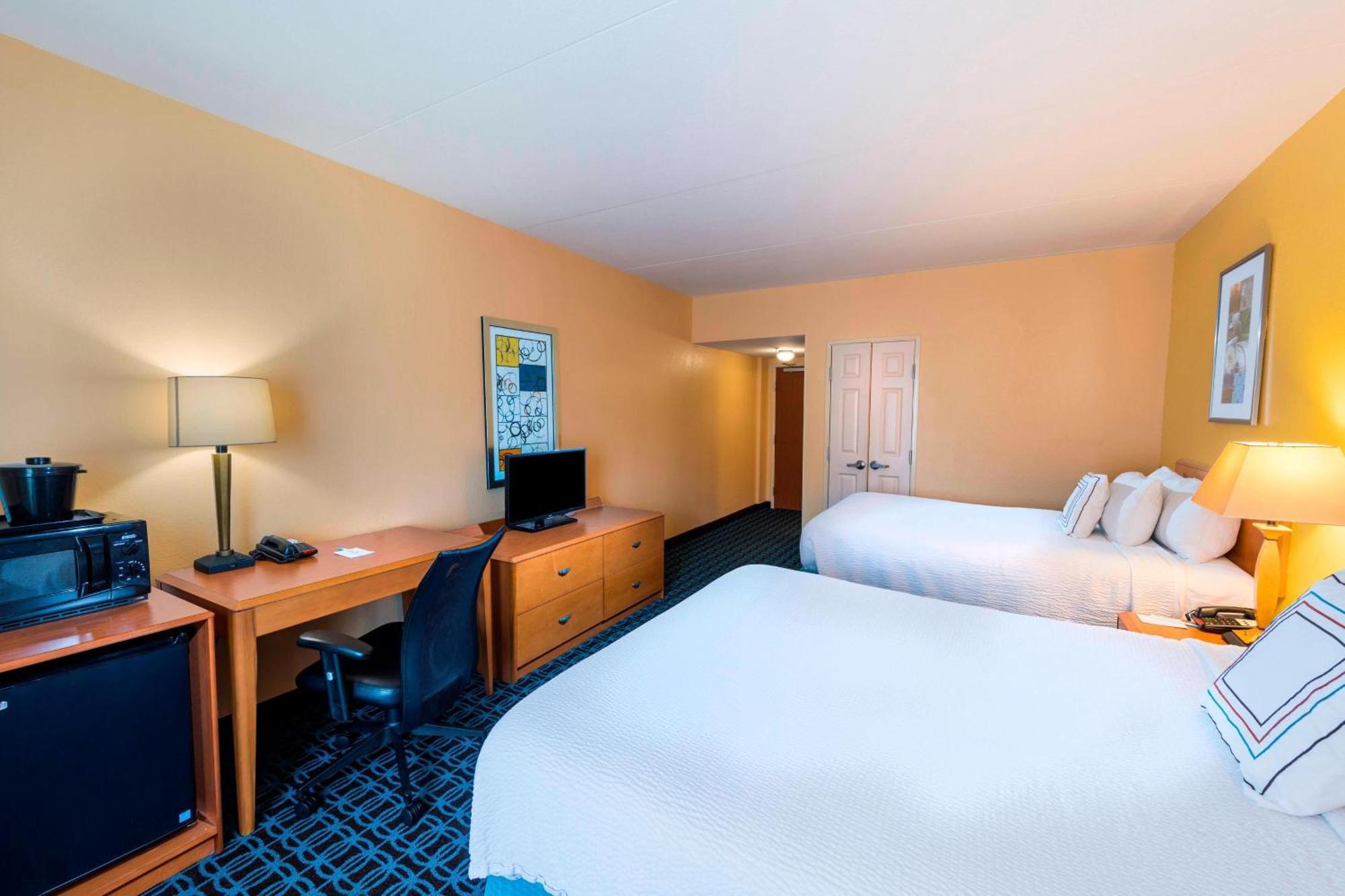 Fairfield Inn & Suites Marianna Bagian luar foto