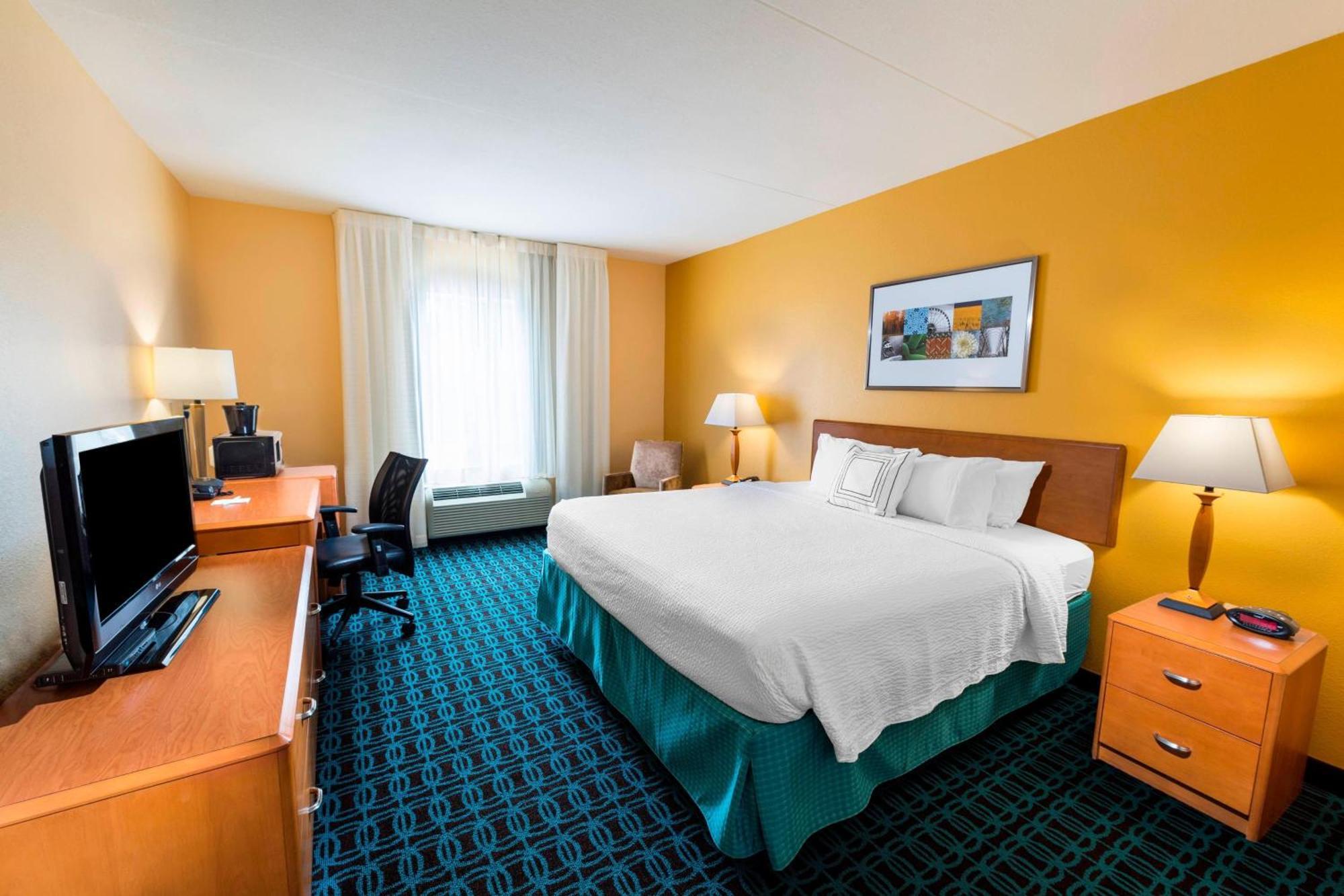 Fairfield Inn & Suites Marianna Bagian luar foto