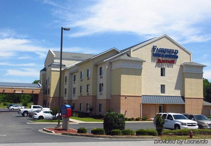Fairfield Inn & Suites Marianna Bagian luar foto