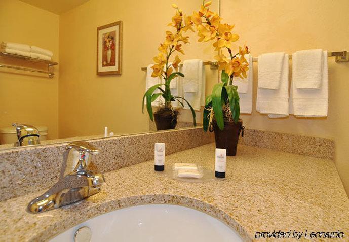 Fairfield Inn & Suites Marianna Bagian luar foto