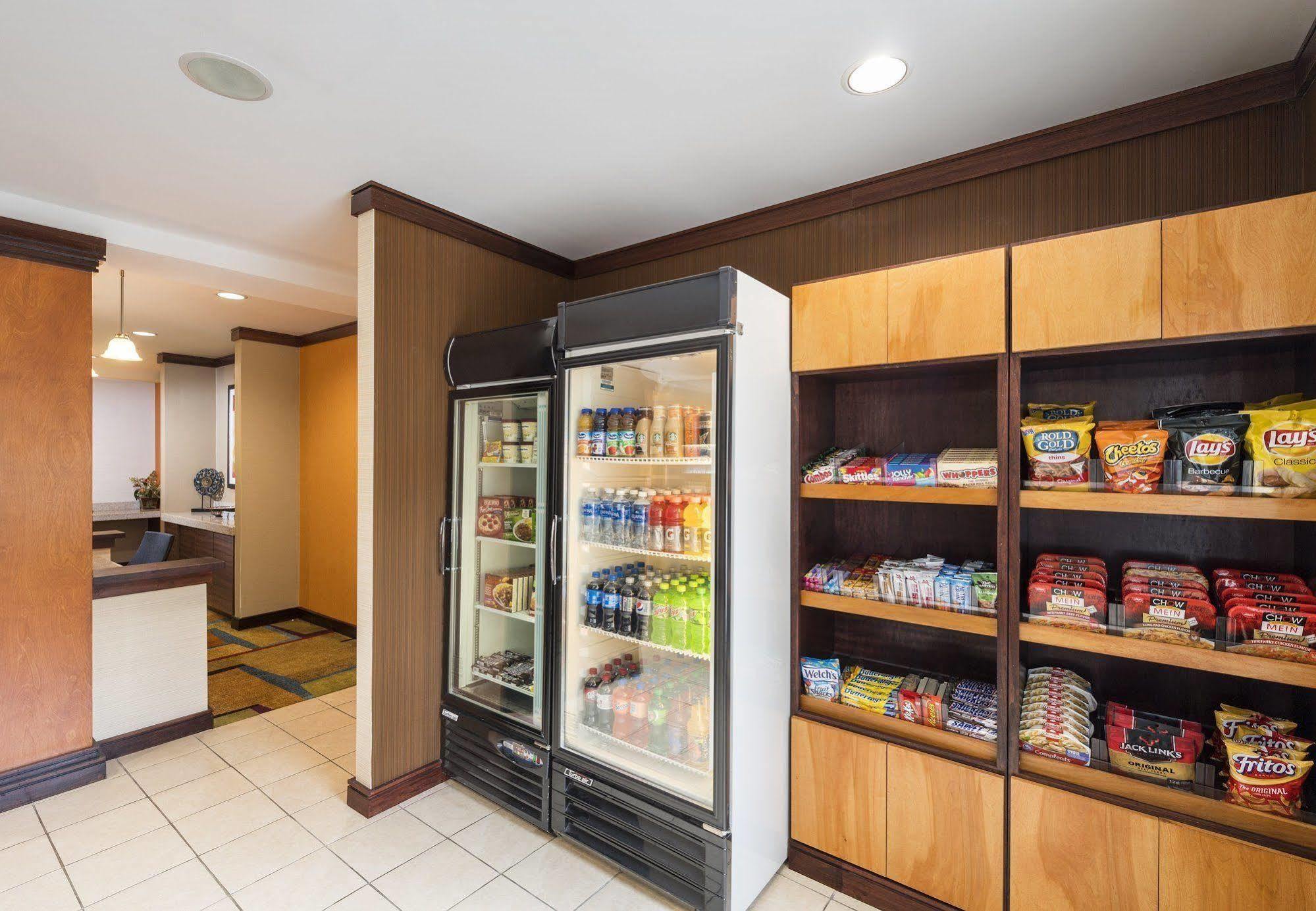 Fairfield Inn & Suites Marianna Bagian luar foto